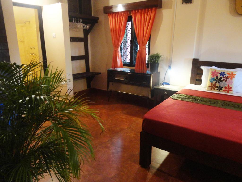 The Yuppi Hippi Hideout Hotel Anjuna Phòng bức ảnh