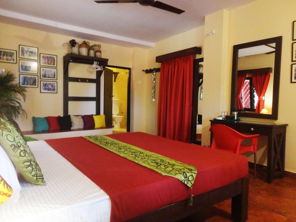 The Yuppi Hippi Hideout Hotel Anjuna Phòng bức ảnh