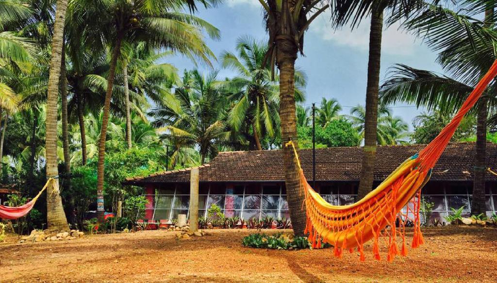 The Yuppi Hippi Hideout Hotel Anjuna Ngoại thất bức ảnh