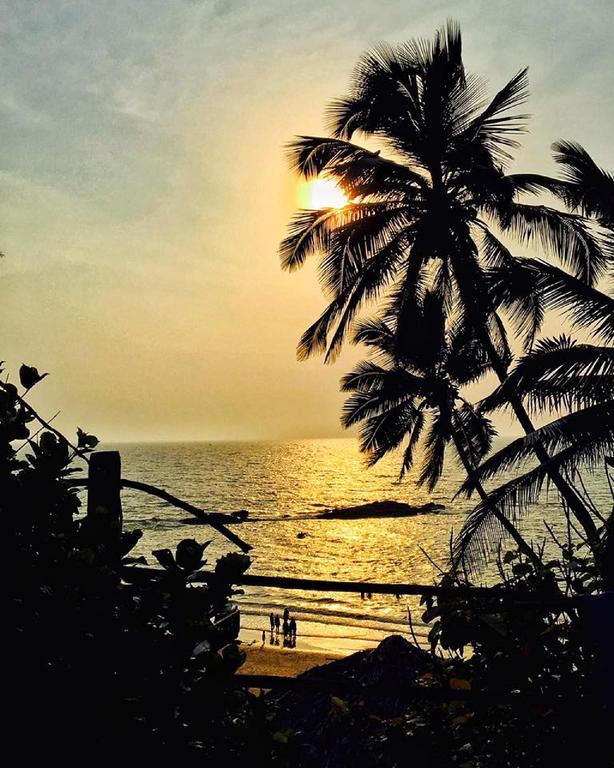 The Yuppi Hippi Hideout Hotel Anjuna Ngoại thất bức ảnh